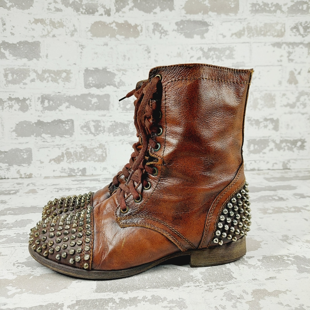 Steve Madden Tarnney Brown Leather Side Zip Lace Up Studded Combat Boots i764